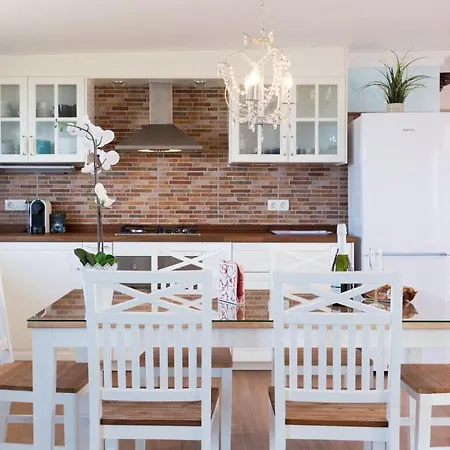 Appartement Lovely In